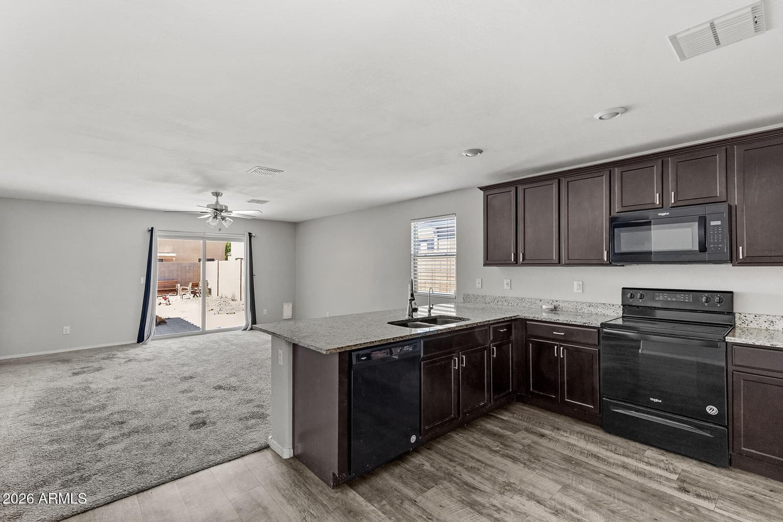 13112 E CHUPAROSA Lane, Florence, AZ 85132 — photo 15 of 38