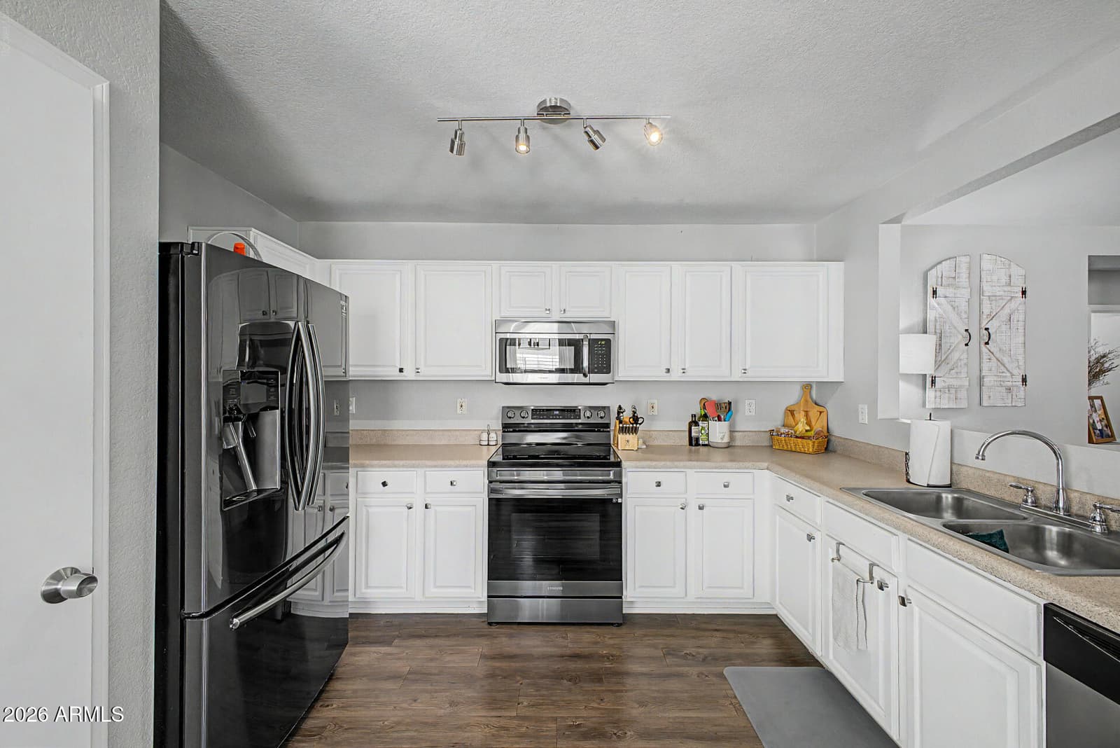 15781 W WATSON Lane, Surprise, AZ 85379 — photo 12 of 28