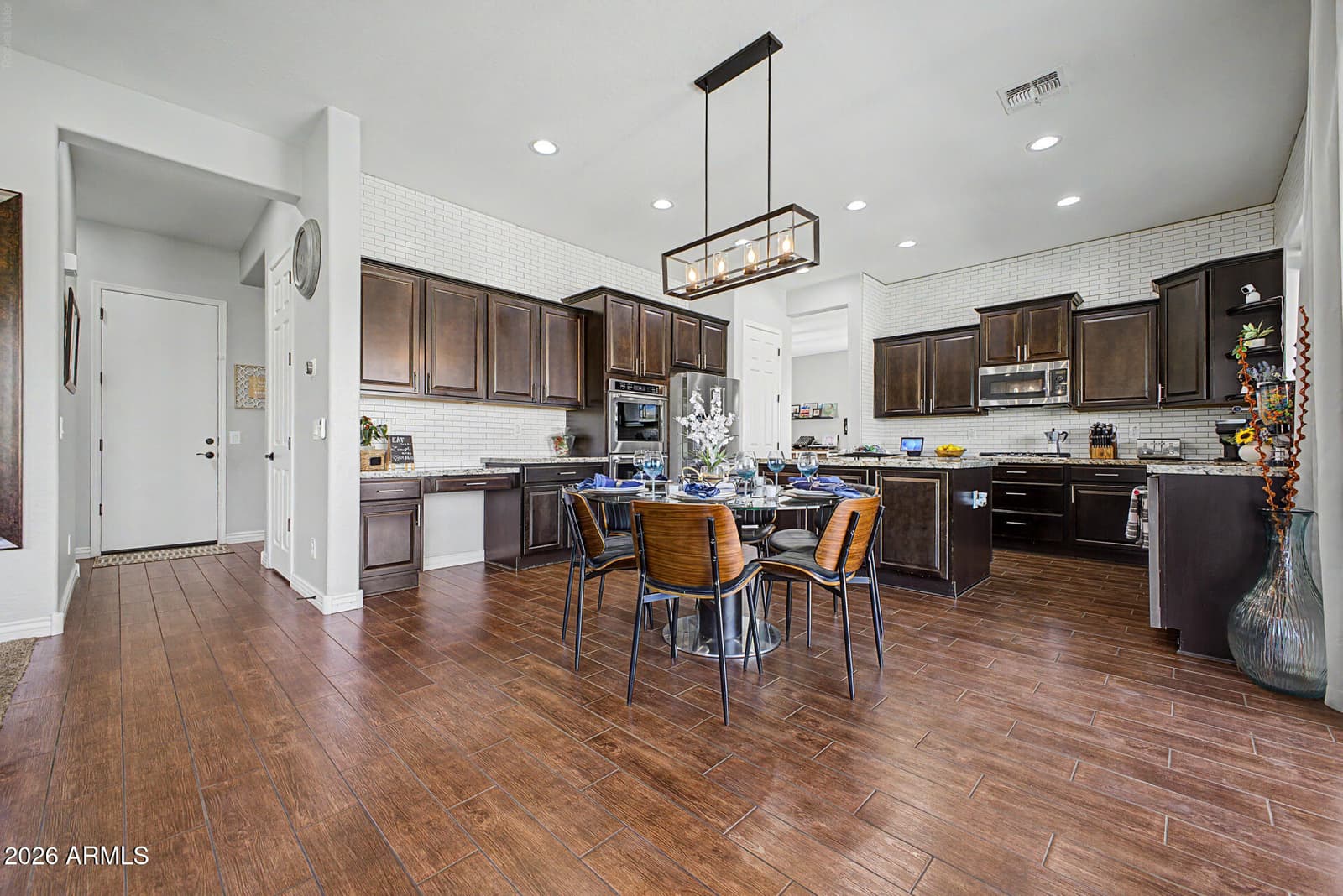 1180 E IBIS Street, Gilbert, AZ 85297 — photo 9 of 63