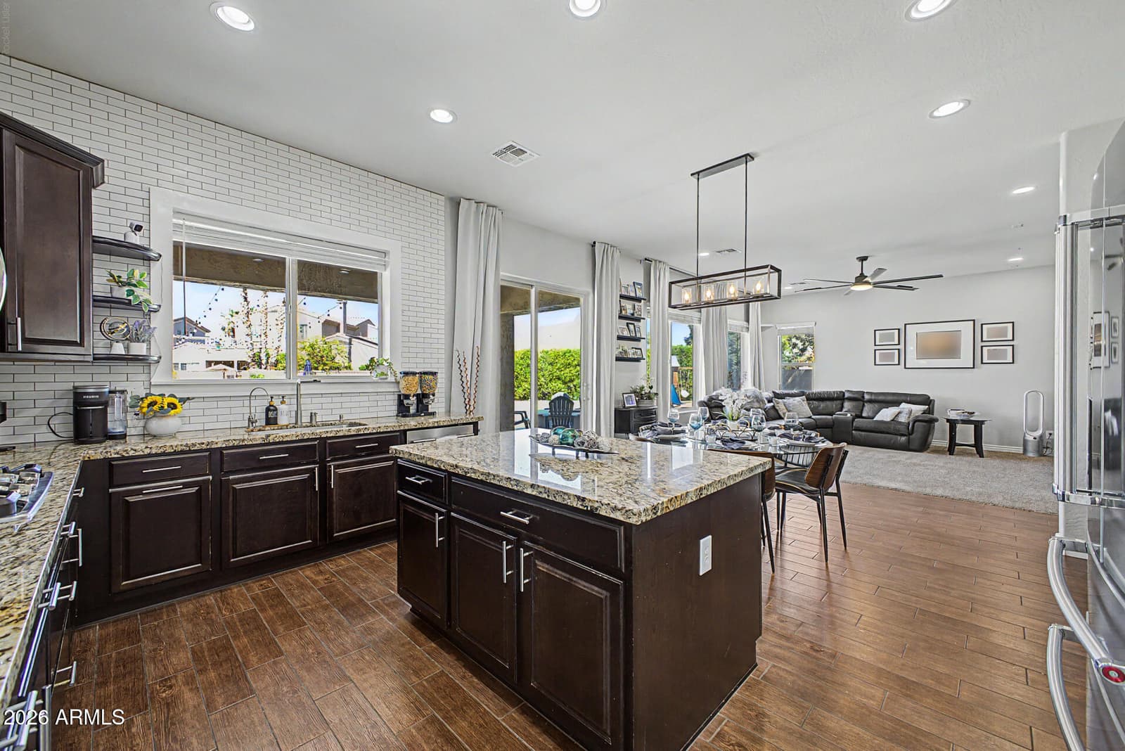 1180 E IBIS Street, Gilbert, AZ 85297 — photo 10 of 63