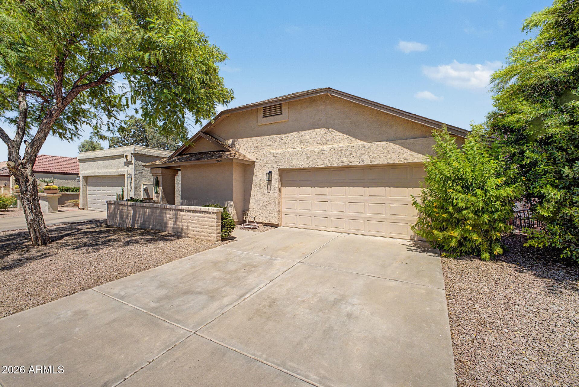 10405 N 65th Drive, Glendale, AZ 85302 — photo 5 of 38