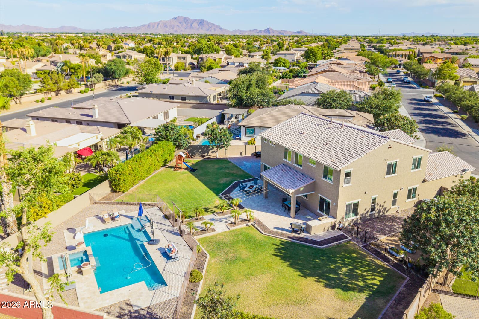1180 E IBIS Street, Gilbert, AZ 85297 — photo 3 of 63