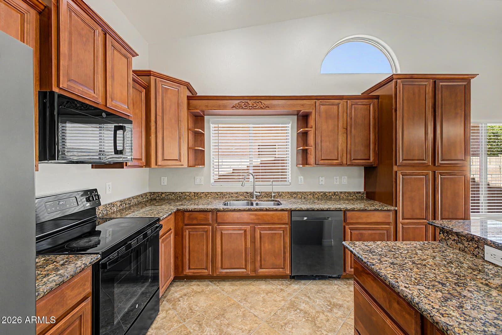 44004 W PIONEER Road, Maricopa, AZ 85139 — photo 20 of 41