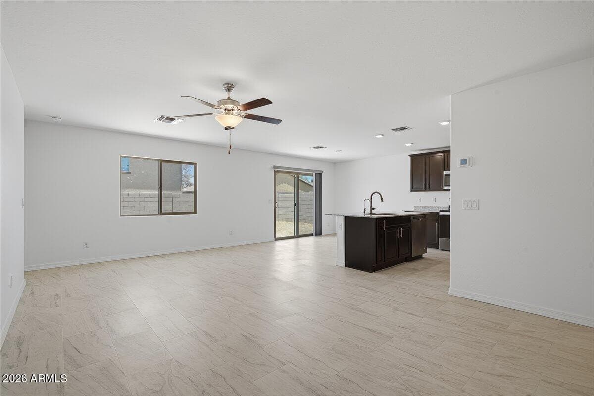 670 W CEDAR Avenue, Florence, AZ 85132 — photo 2 of 31