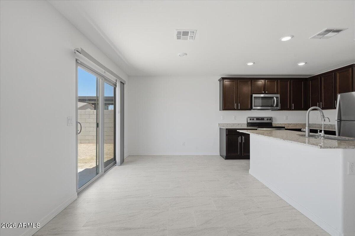 670 W CEDAR Avenue, Florence, AZ 85132 — photo 16 of 31