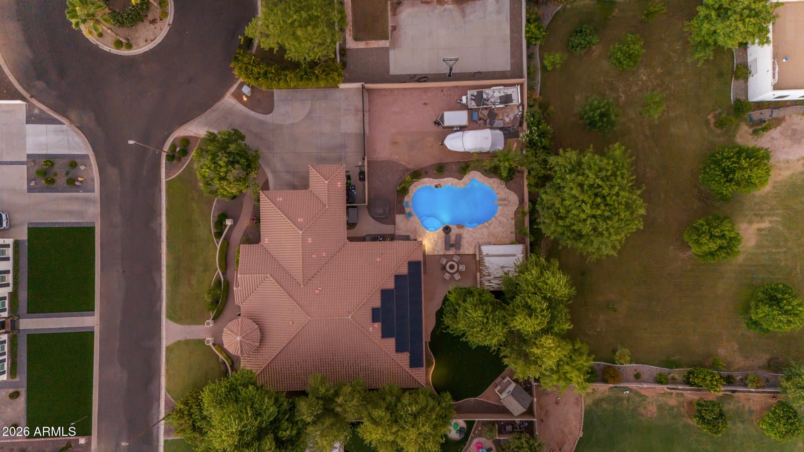 4339 E ESTRELLA Court, Gilbert, AZ 85296 — photo 9 of 75