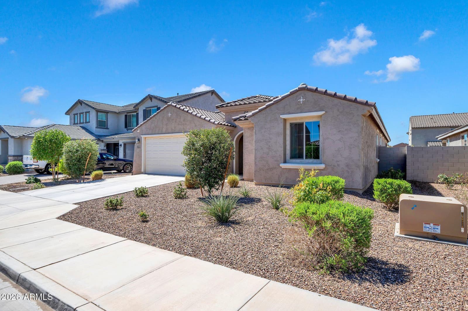 17605 W MEDLOCK Drive, Litchfield Park, AZ 85340 — photo 3 of 46