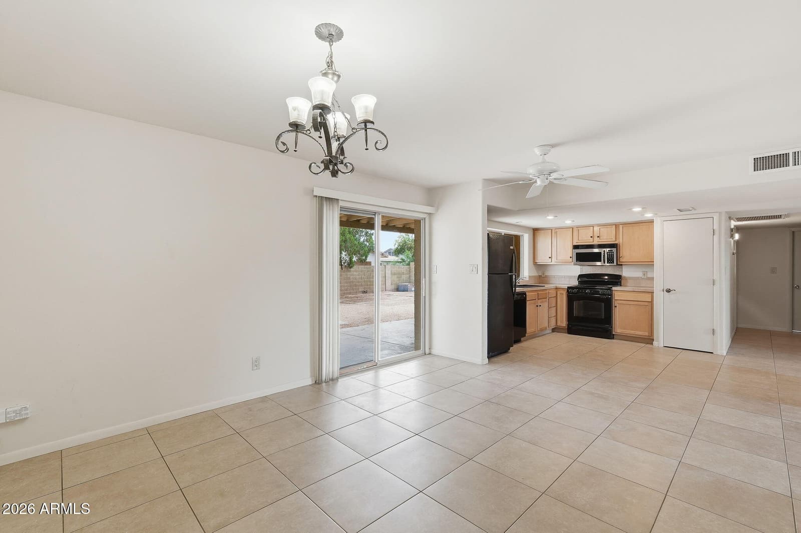 2302 E WALTANN Lane, Phoenix, AZ 85022 — photo 11 of 26