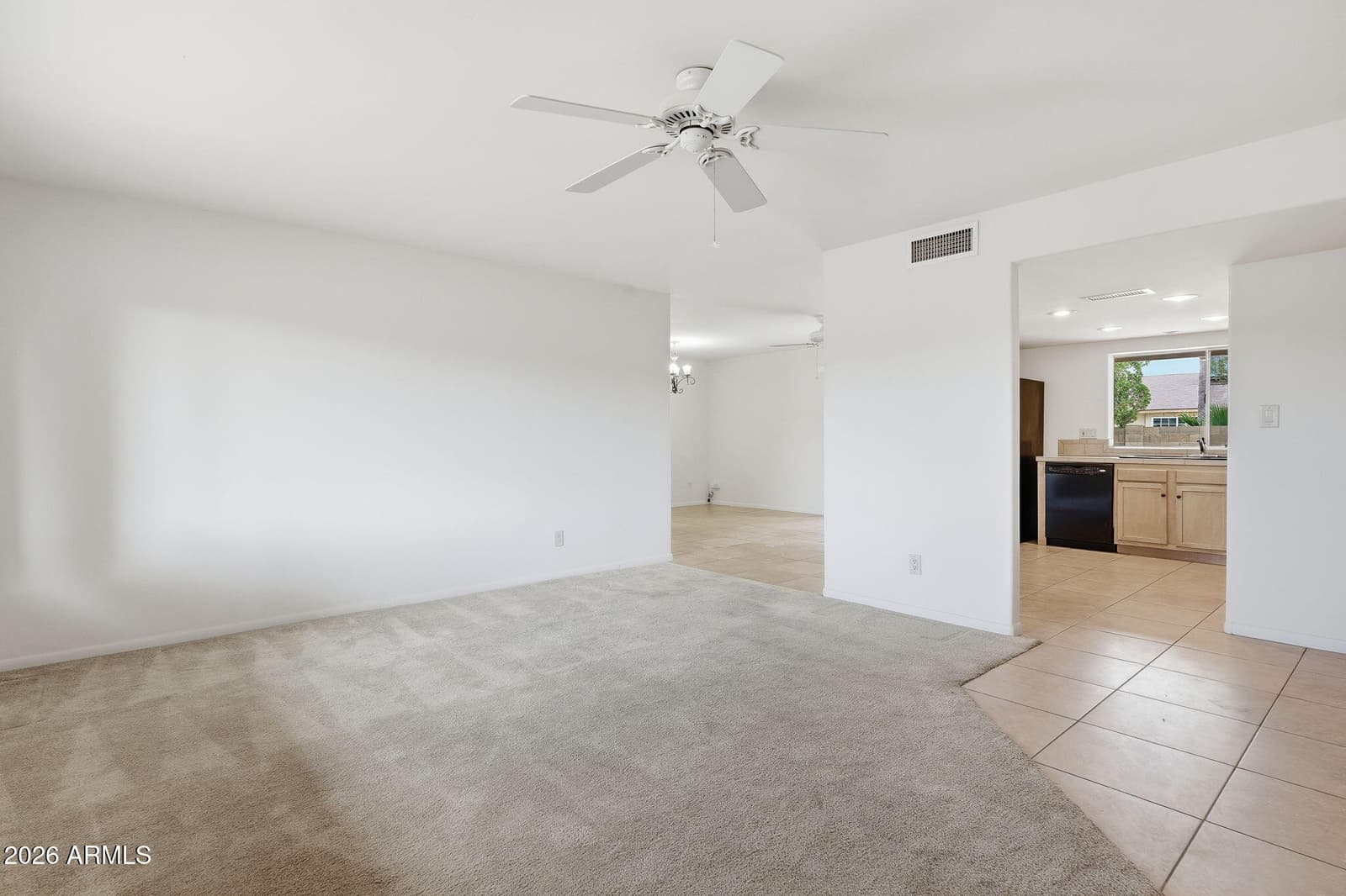 2302 E WALTANN Lane, Phoenix, AZ 85022 — photo 6 of 26