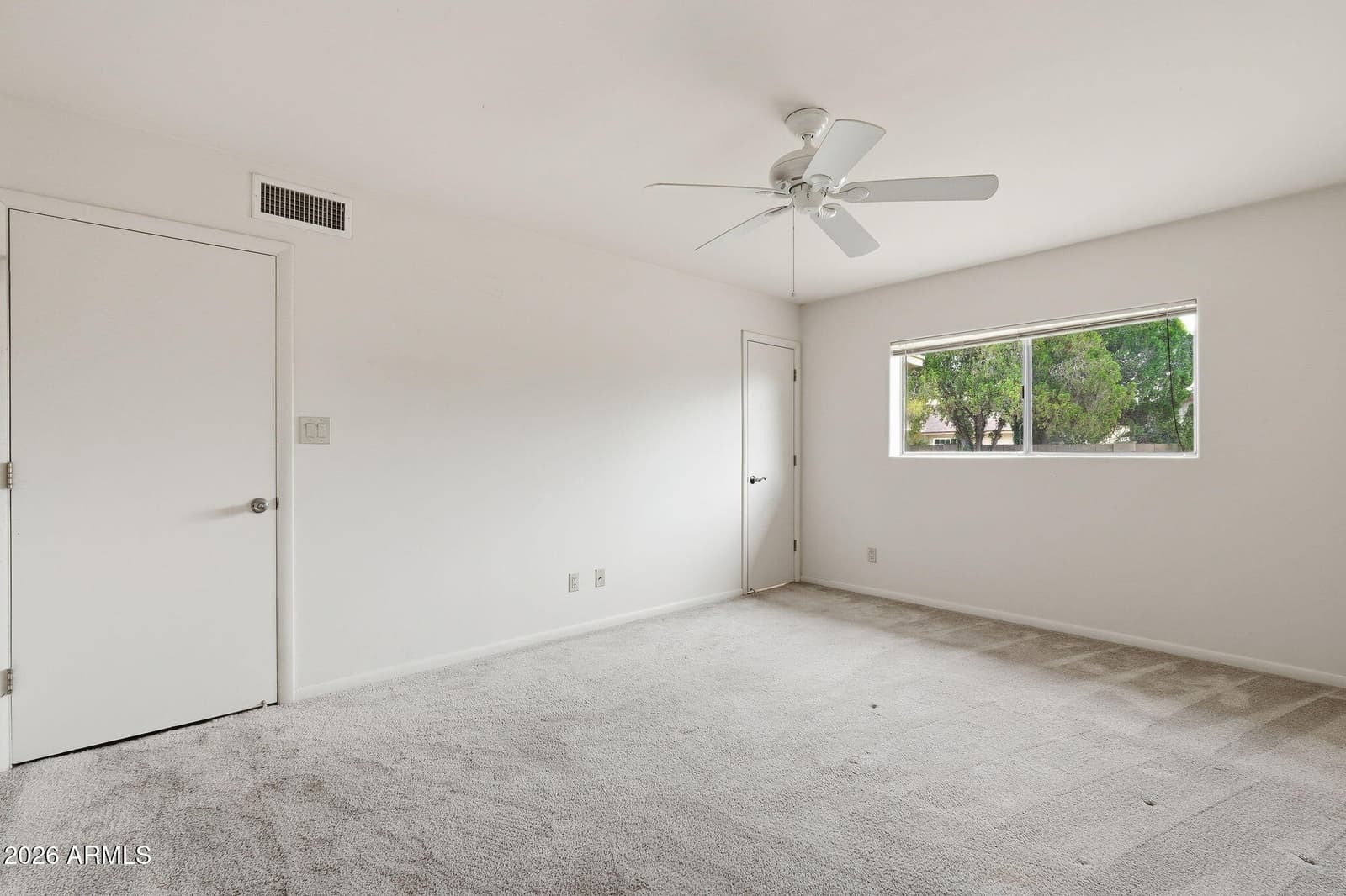 2302 E WALTANN Lane, Phoenix, AZ 85022 — photo 16 of 26
