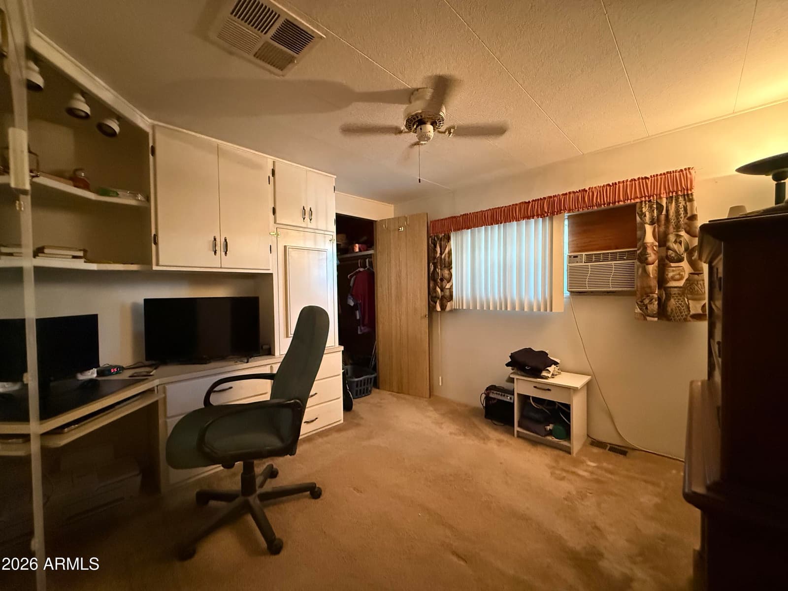 16440 N 32ND Way, Phoenix, AZ 85032 — photo 13 of 34