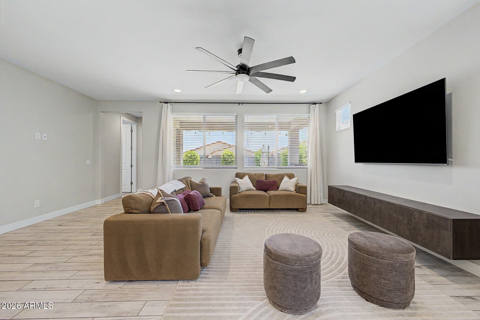 17455 W BLOOMFIELD Road, Surprise, AZ 85388 — photo 5 of 36