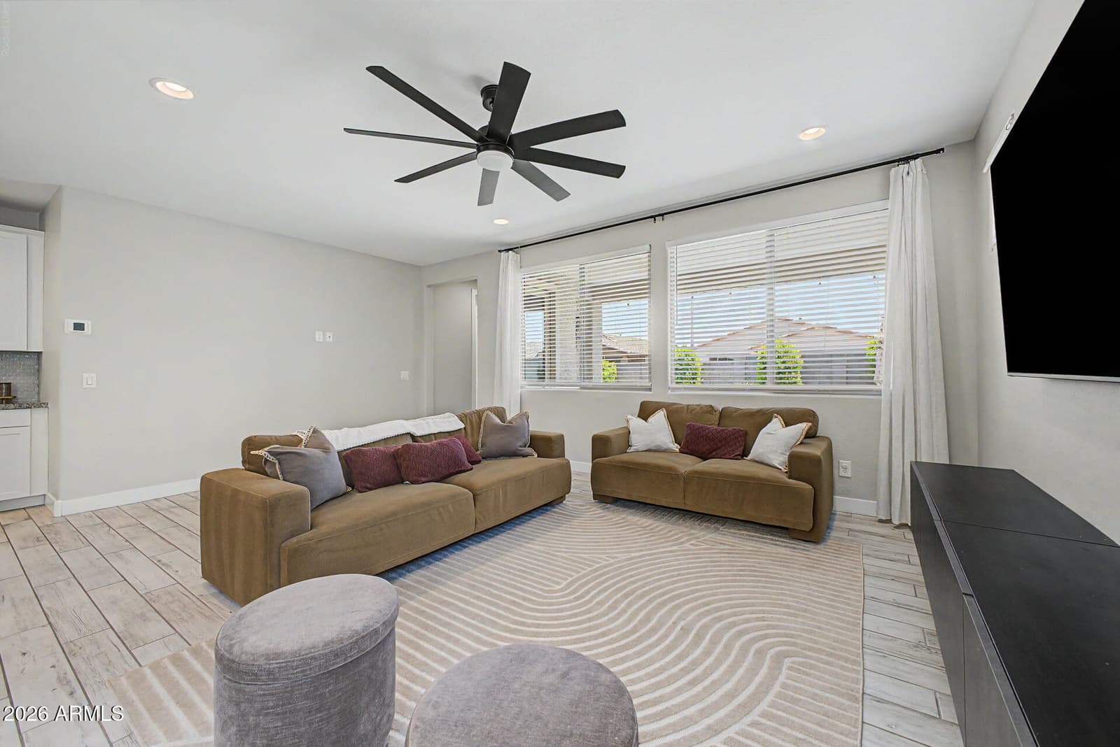 17455 W BLOOMFIELD Road, Surprise, AZ 85388 — photo 6 of 36