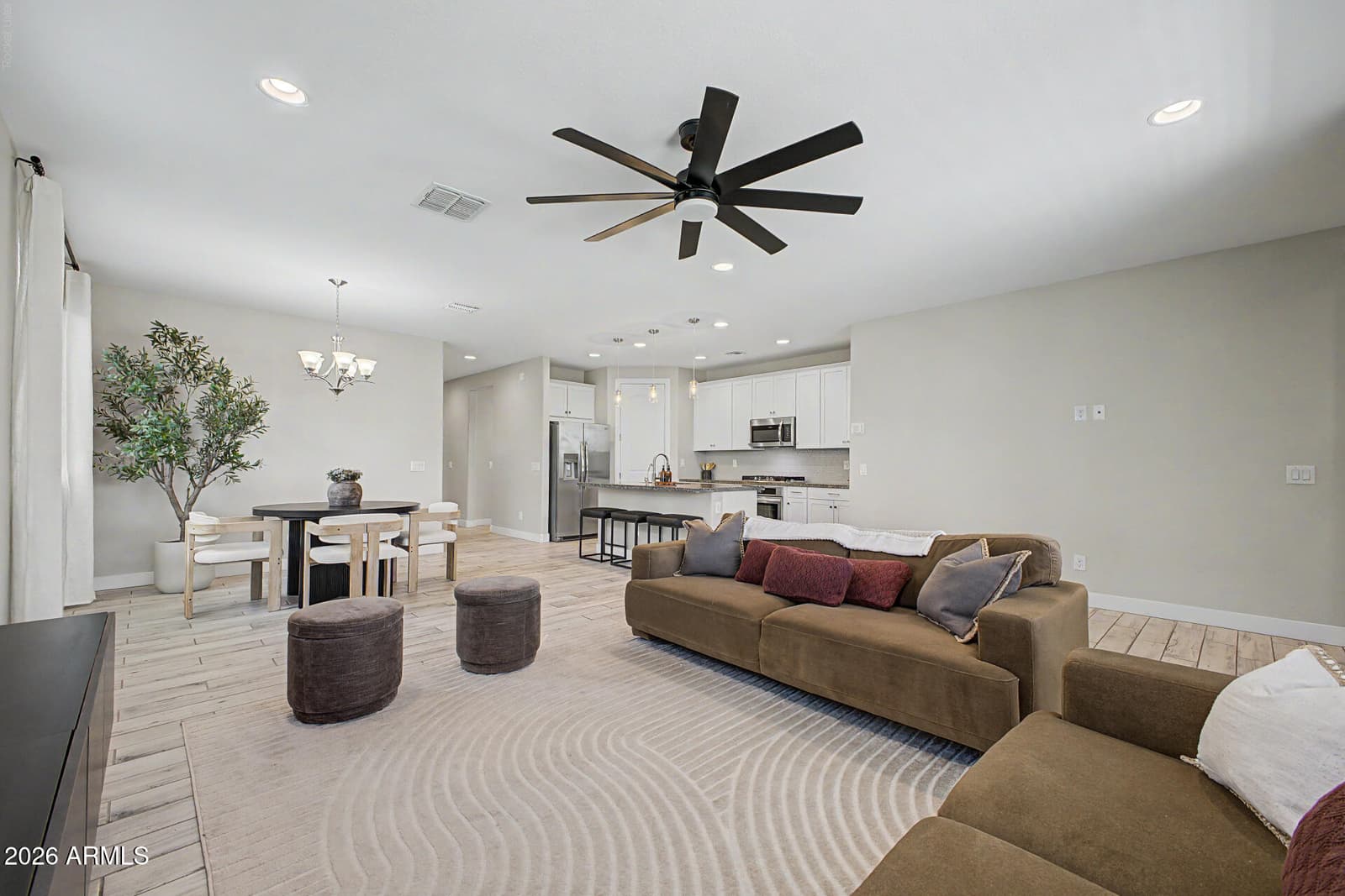 17455 W BLOOMFIELD Road, Surprise, AZ 85388 — photo 7 of 36