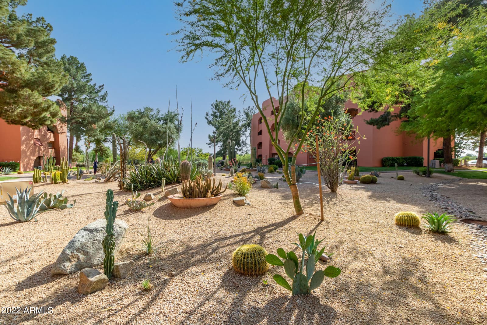 12212 N PARADISE VILLAGE Parkway S 137, Phoenix, AZ 85032 — photo 39 of 55