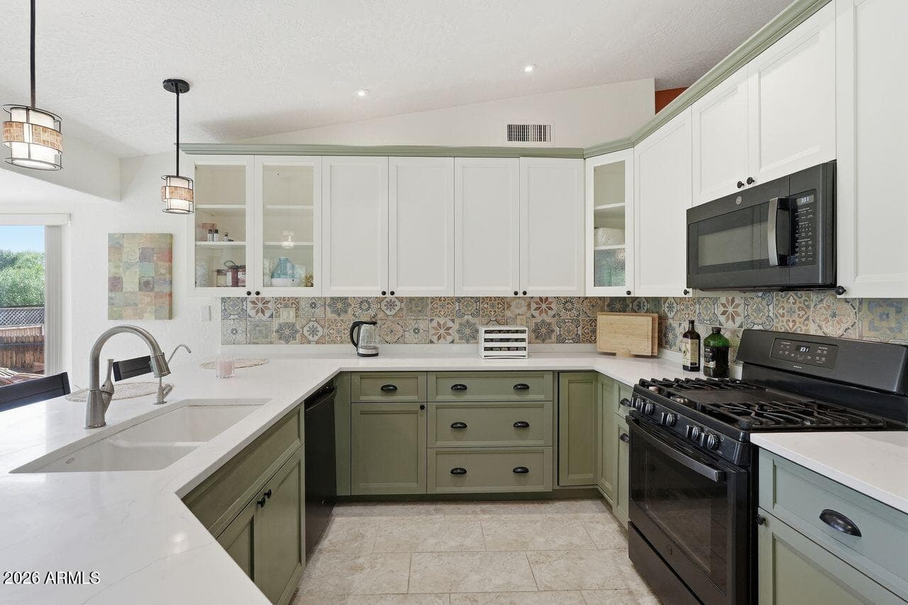 120 Evening Glow Place, Sedona, AZ 86351 — photo 20 of 49