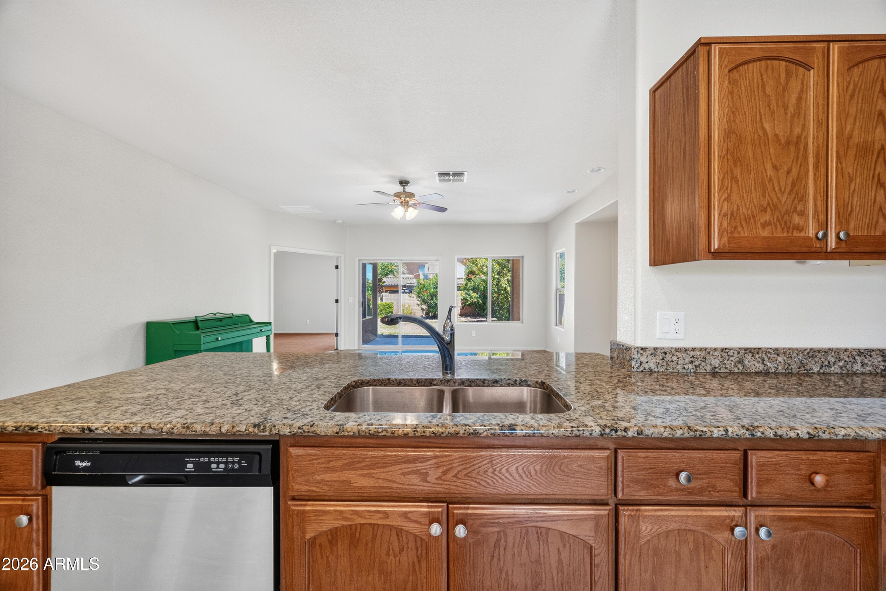 1261 QUESTA Court, Sierra Vista, AZ 85635 — photo 12 of 35