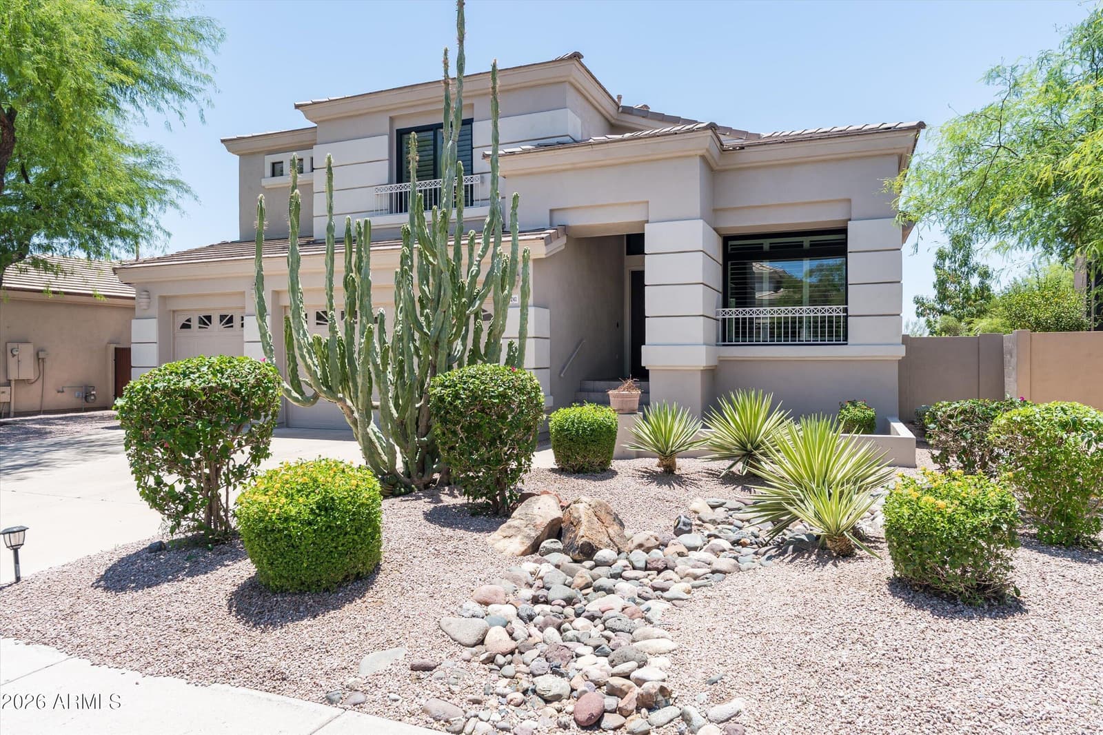5241 E HASHKNIFE Road, Phoenix, AZ 85054 — photo 1 of 32