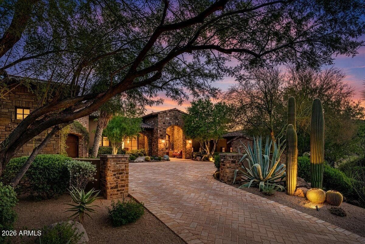 9771 E FALLING STAR Drive, Scottsdale, AZ 85262