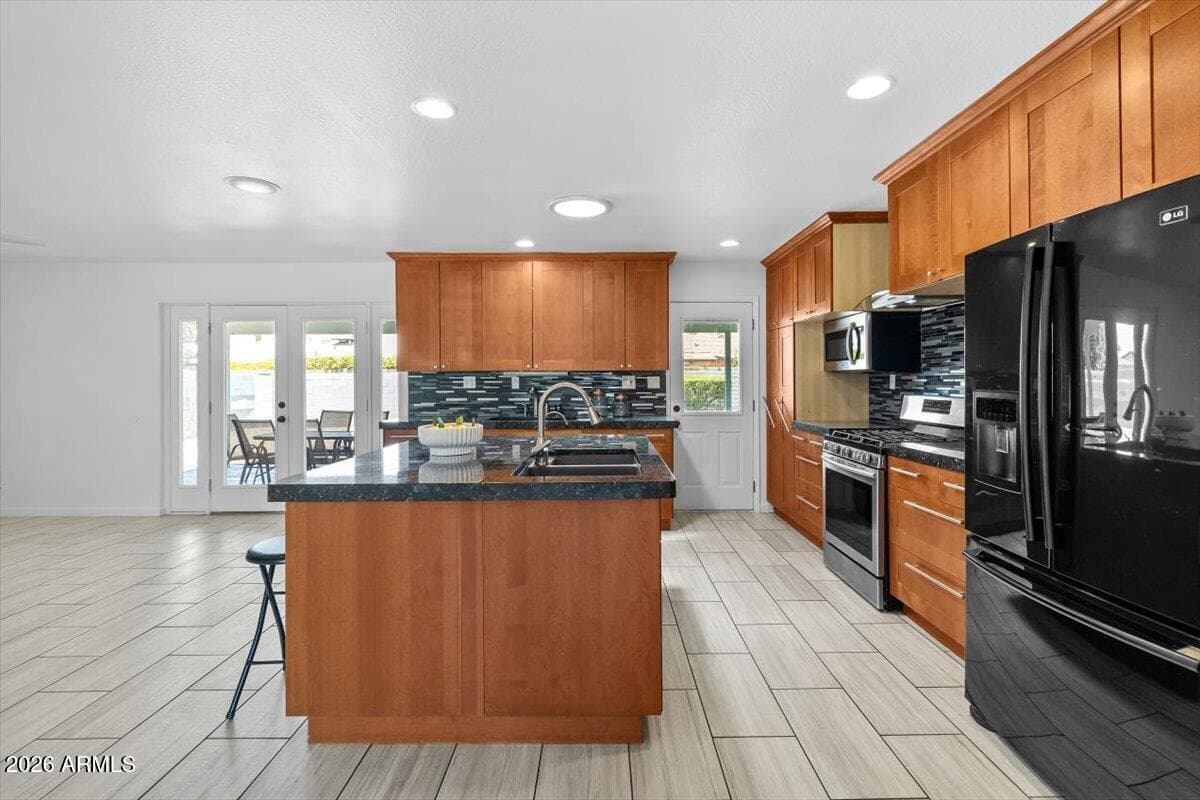 26 W Erie Drive, Tempe, AZ 85282 — photo 12 of 33