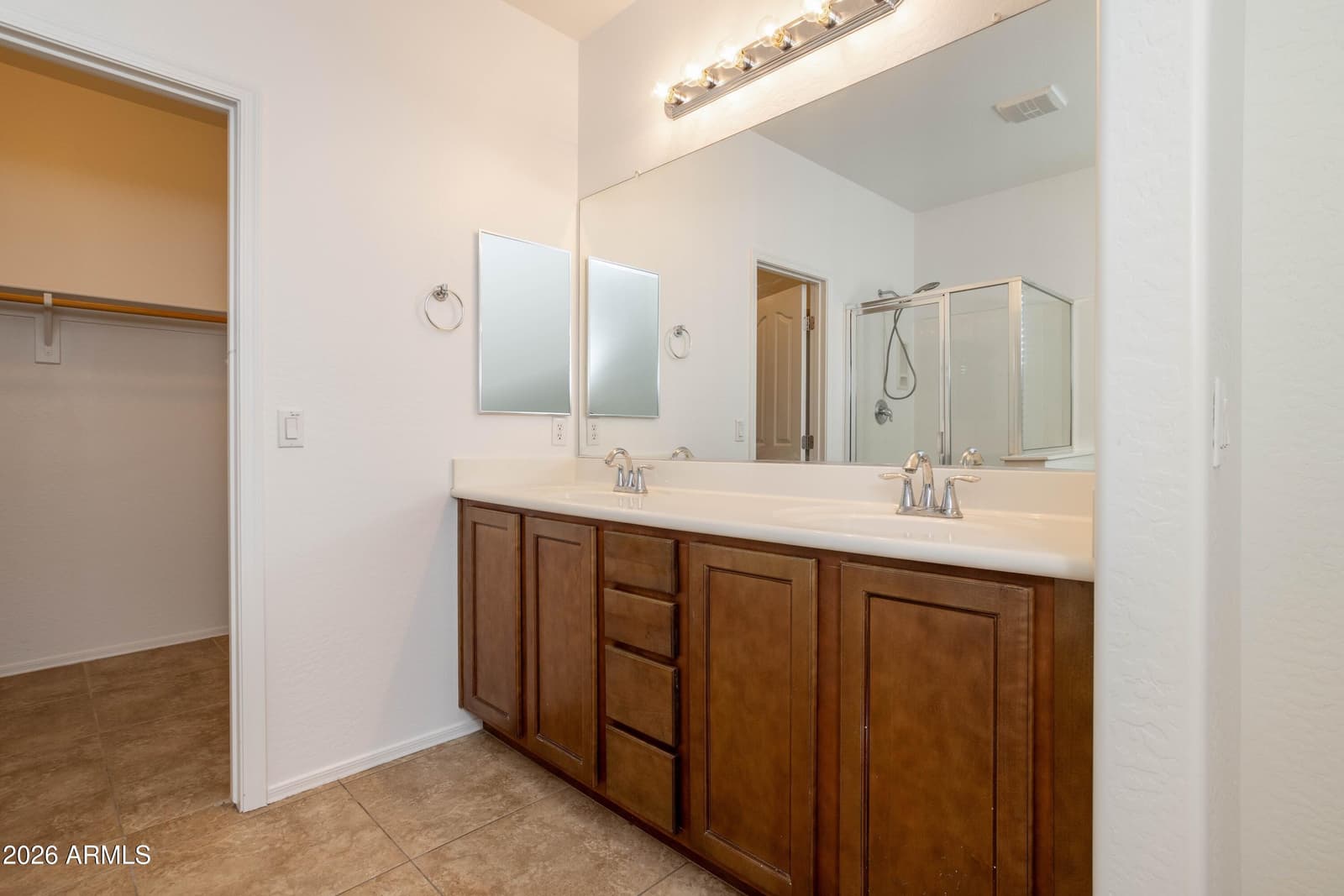 12175 W LOCUST Lane, Avondale, AZ 85323 — photo 12 of 33