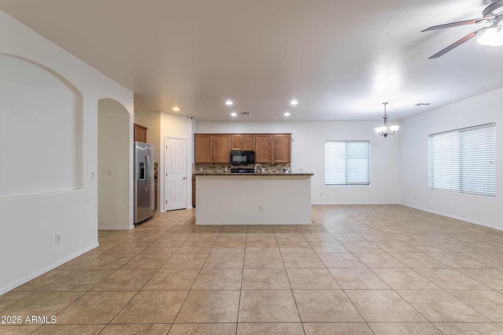 12175 W LOCUST Lane, Avondale, AZ 85323 — photo 4 of 33
