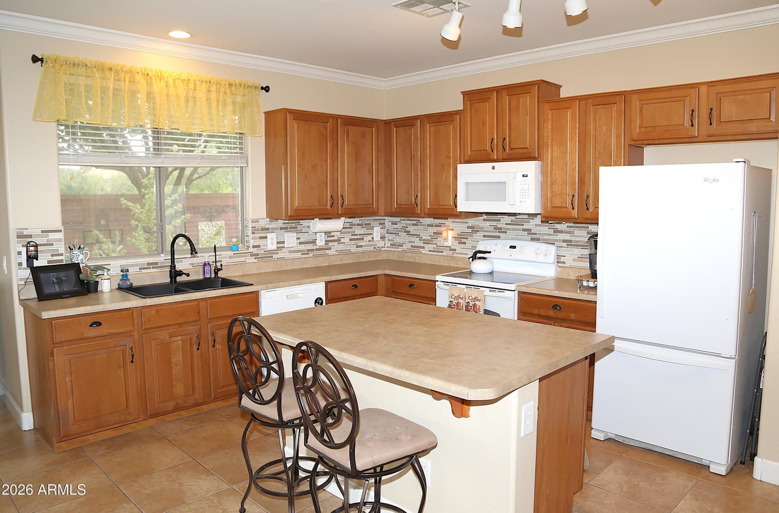3893 E BRIDGEPORT Parkway, Gilbert, AZ 85295 — photo 4 of 18