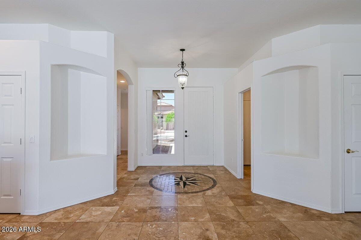 4254 E MOLLY Lane, Cave Creek, AZ 85331 — photo 4 of 24