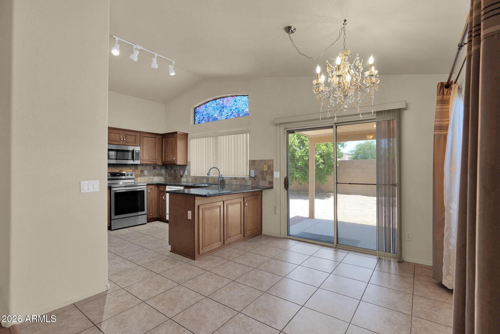 4003 E ANDERSON Drive, Phoenix, AZ 85032 — photo 5 of 25