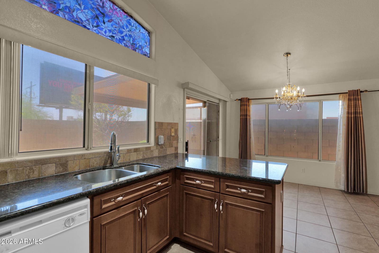 4003 E ANDERSON Drive, Phoenix, AZ 85032 — photo 8 of 25