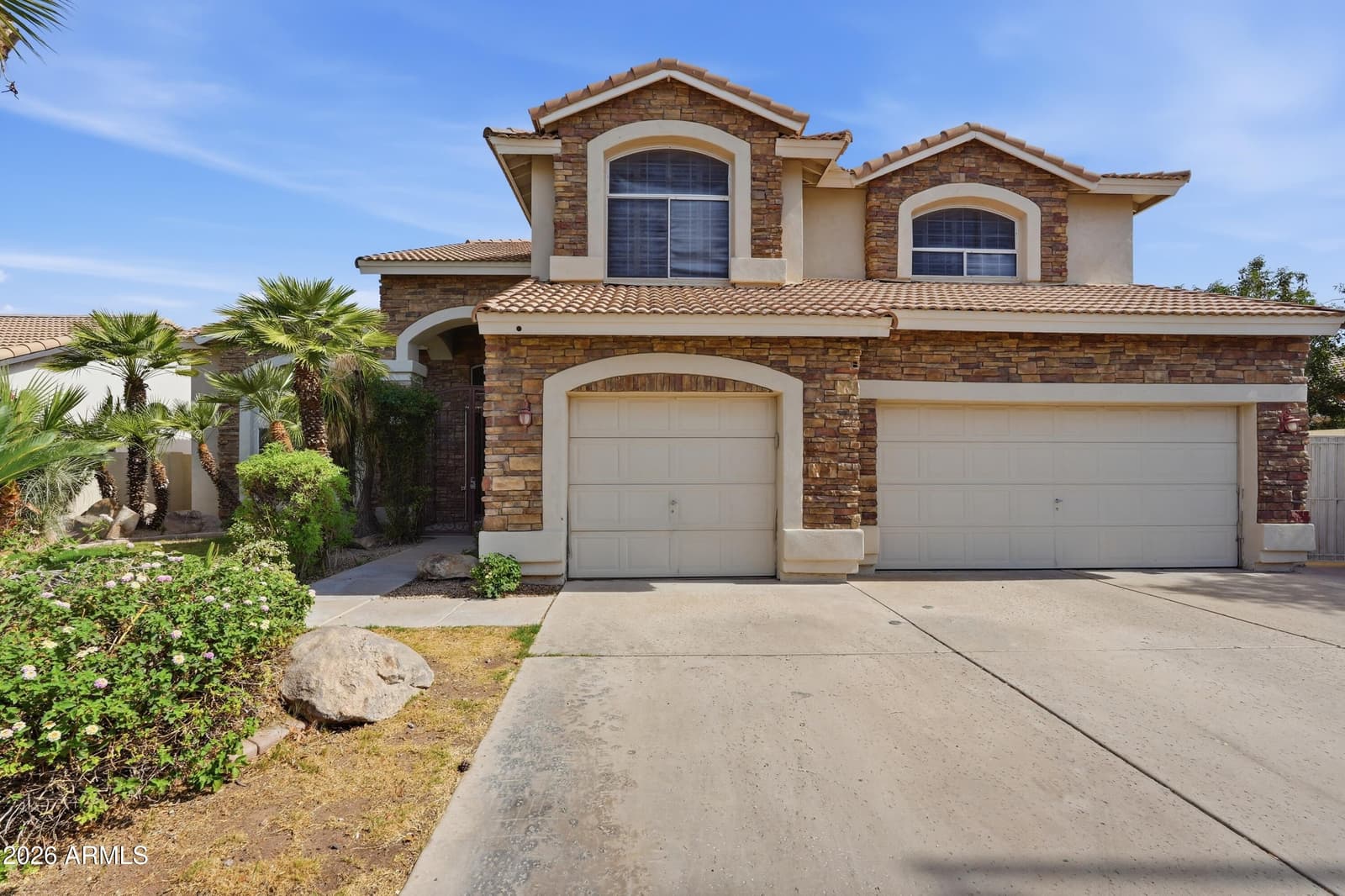 2232 E TAHITIAN Way, Gilbert, AZ 85234 — photo 1 of 29