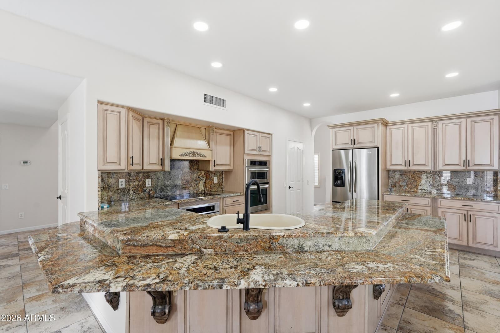 2232 E TAHITIAN Way, Gilbert, AZ 85234 — photo 10 of 29