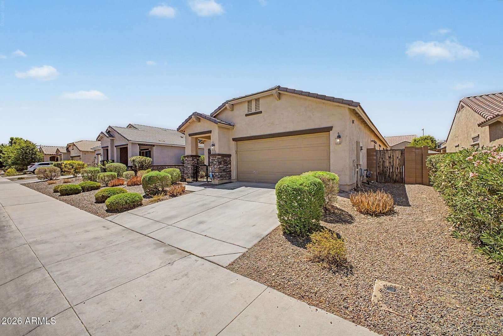 25953 W SEQUOIA Drive, Buckeye, AZ 85396 — photo 4 of 33
