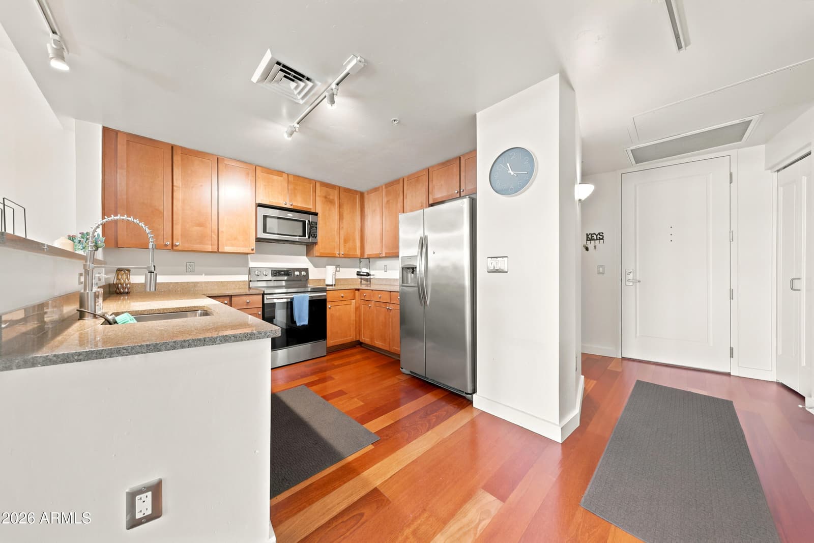 310 S 4TH Street 1209, Phoenix, AZ 85004 — photo 4 of 29