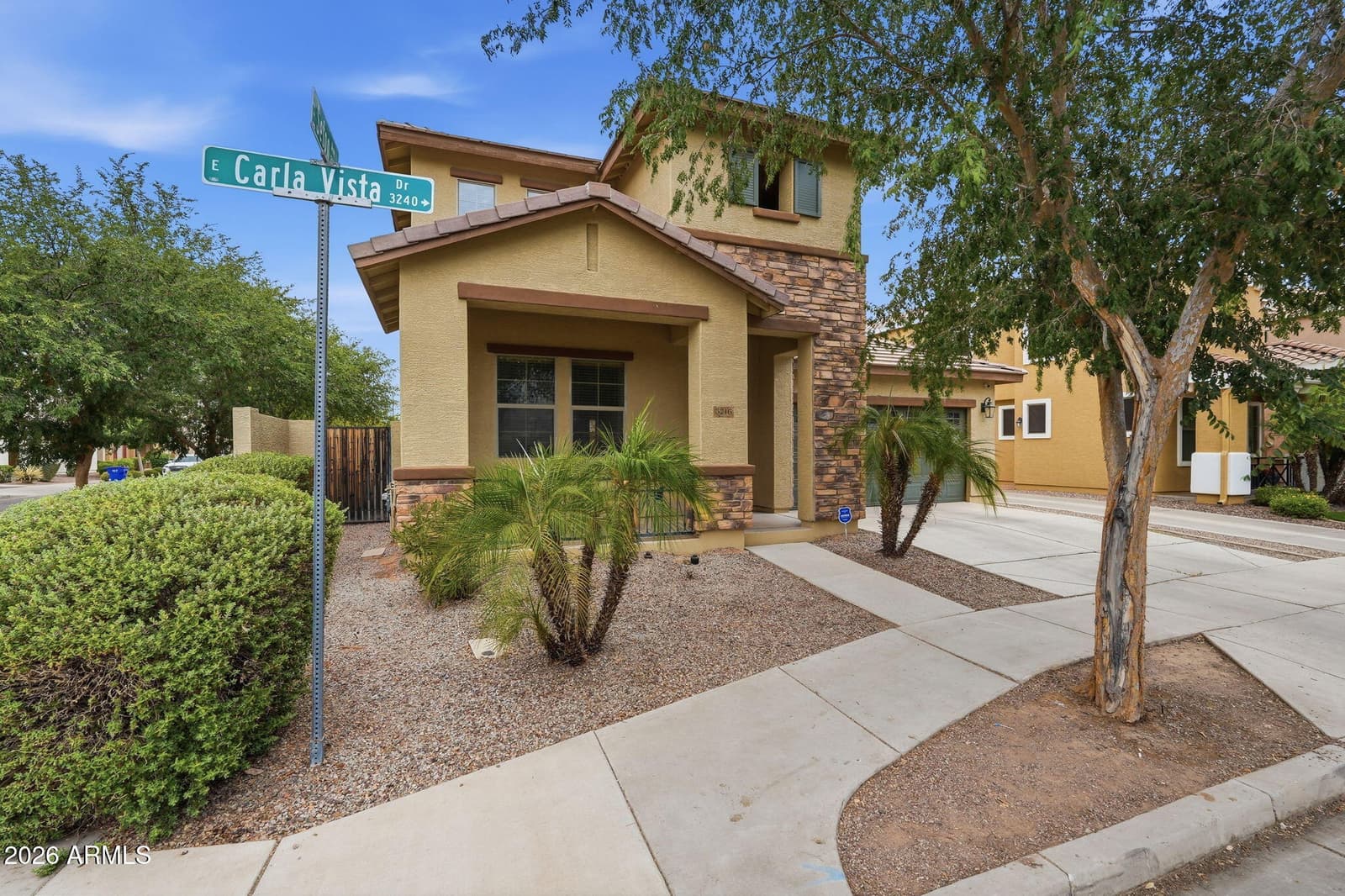 3246 E CARLA VISTA Drive, Gilbert, AZ 85295 — photo 1 of 46