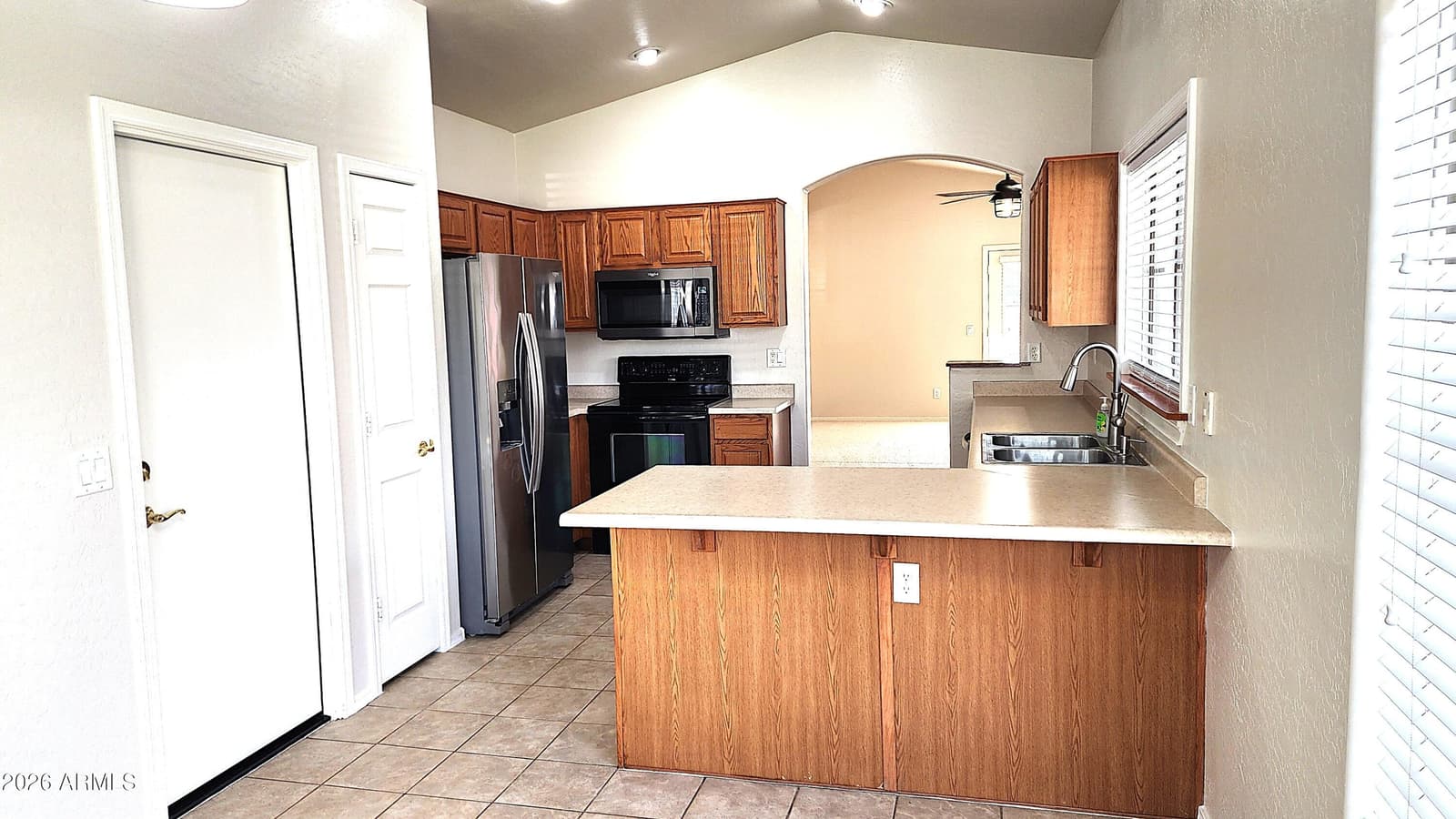 3566 S SETON Avenue, Gilbert, AZ 85297 — photo 5 of 41