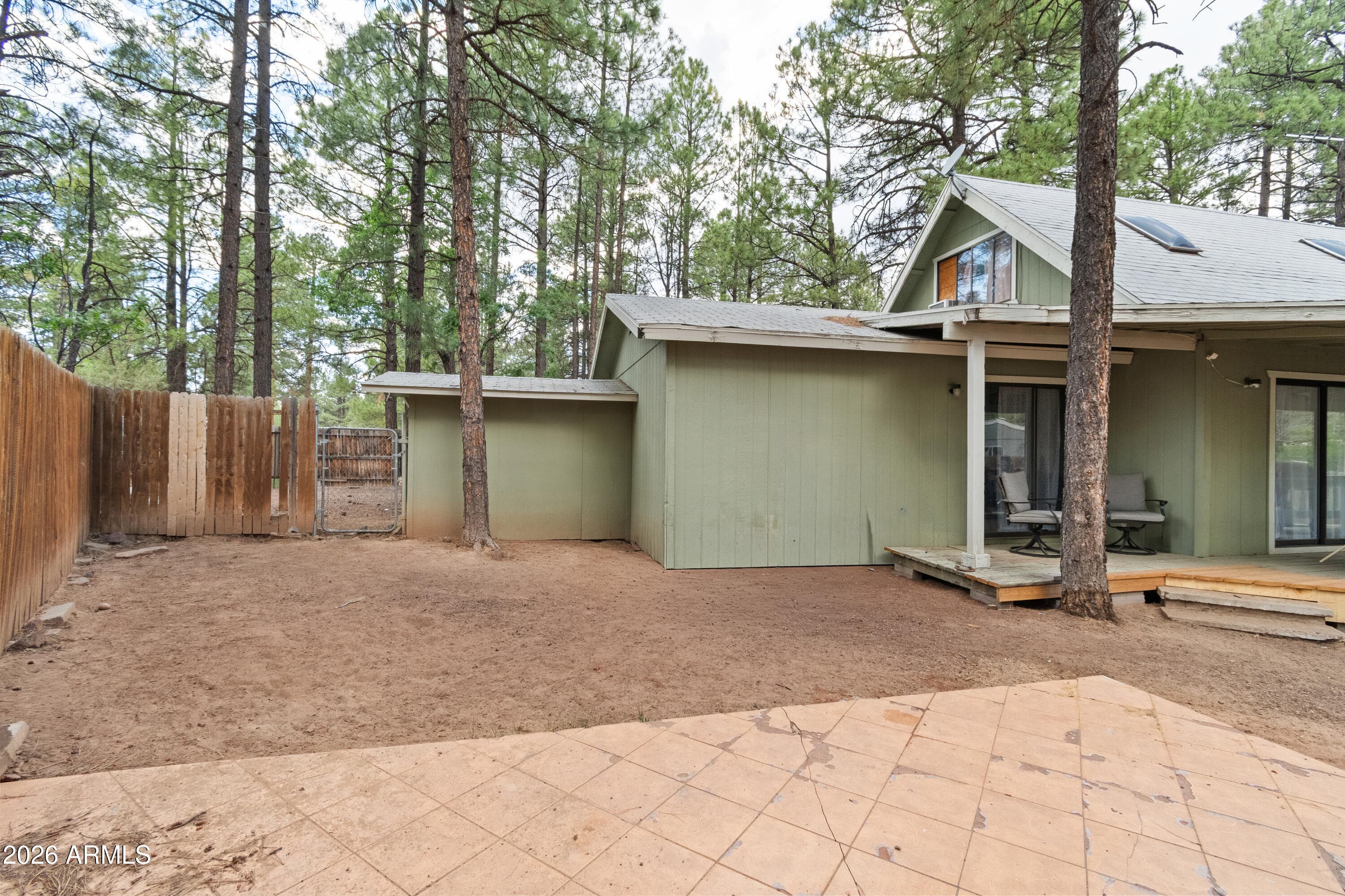 661 N 30th Avenue, Show Low, AZ 85901 — photo 27 of 40