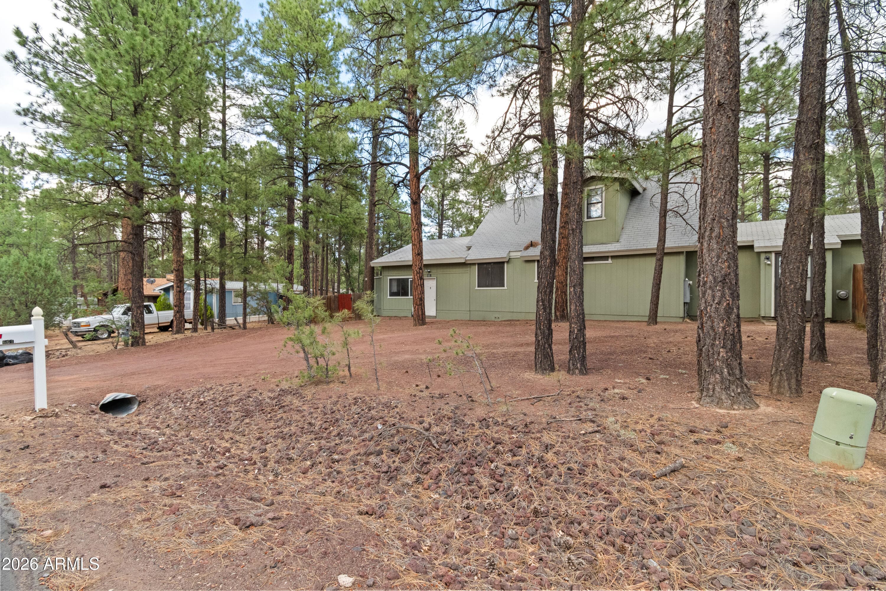 661 N 30th Avenue, Show Low, AZ 85901 — photo 2 of 40