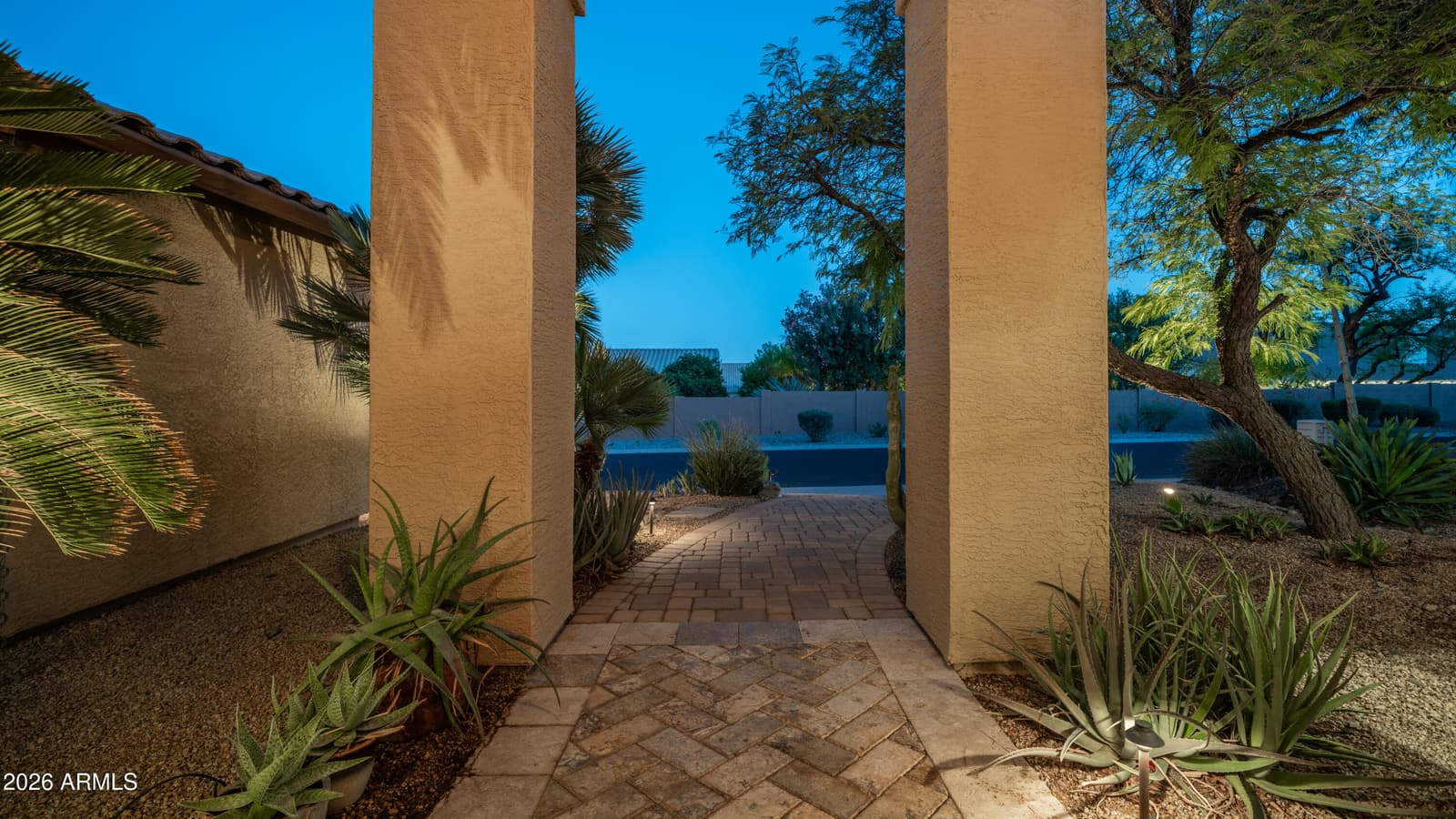 1642 E NIGHTHAWK Way, Phoenix, AZ 85048 — photo 4 of 53