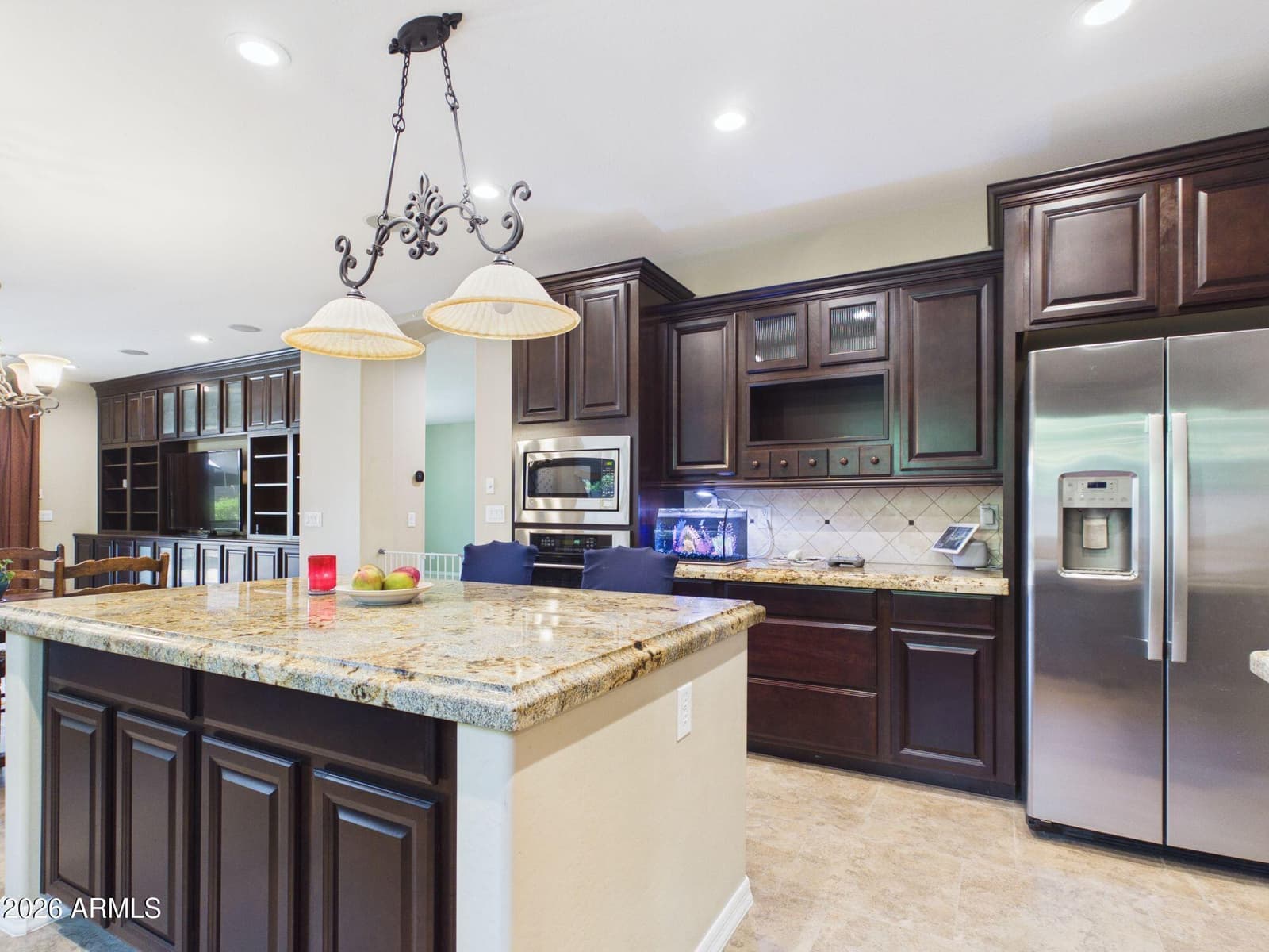 2567 E PENEDES Drive, Gilbert, AZ 85298 — photo 2 of 46