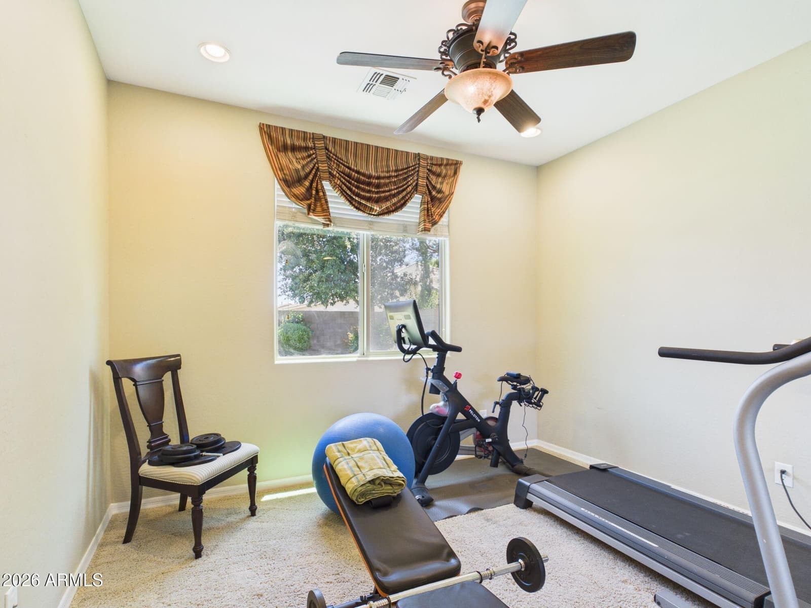2567 E PENEDES Drive, Gilbert, AZ 85298 — photo 34 of 46