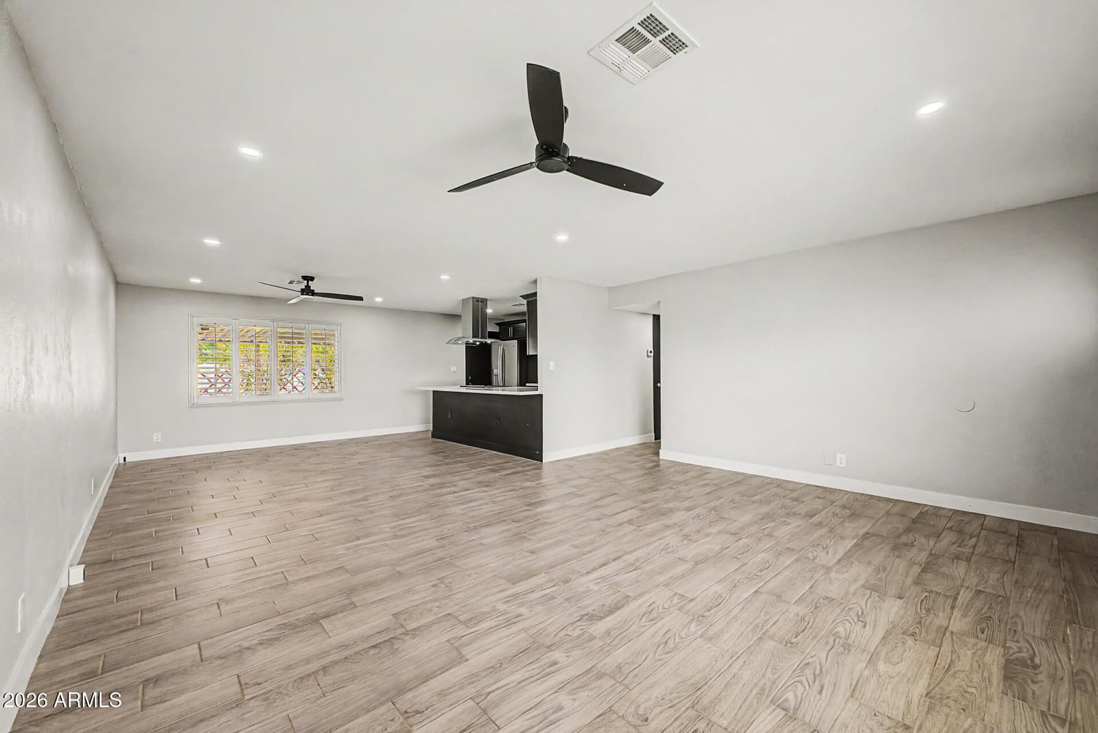 4038 W MARYLAND Avenue, Phoenix, AZ 85019 — photo 8 of 24