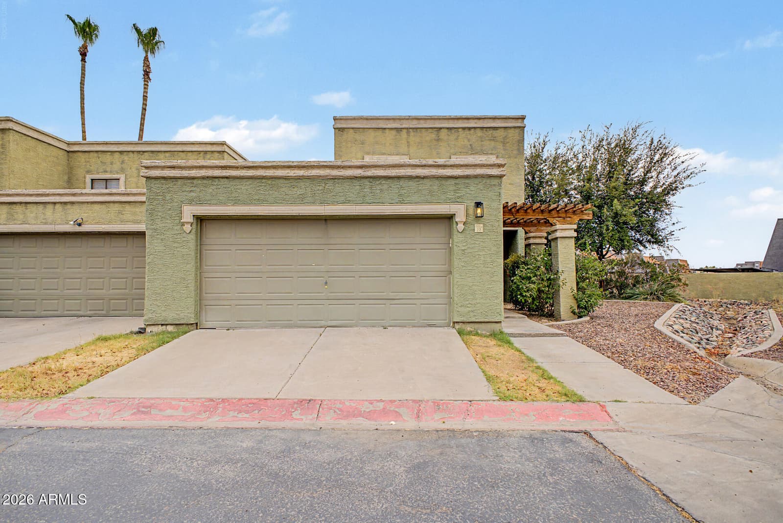 815 E GROVERS Avenue 28, Phoenix, AZ 85022