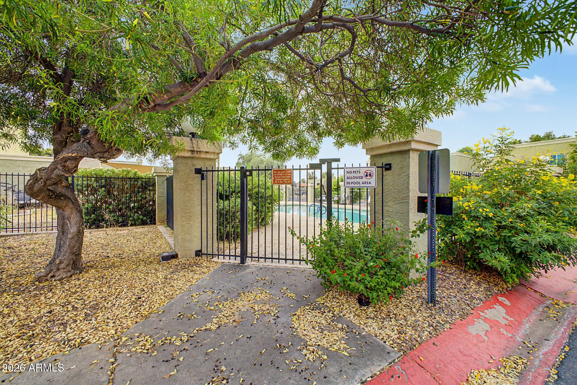 815 E GROVERS Avenue 28, Phoenix, AZ 85022 — photo 44 of 45