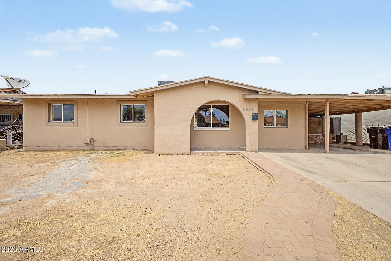 5536 W LA REATA Avenue, Phoenix, AZ 85035 — photo 1 of 28