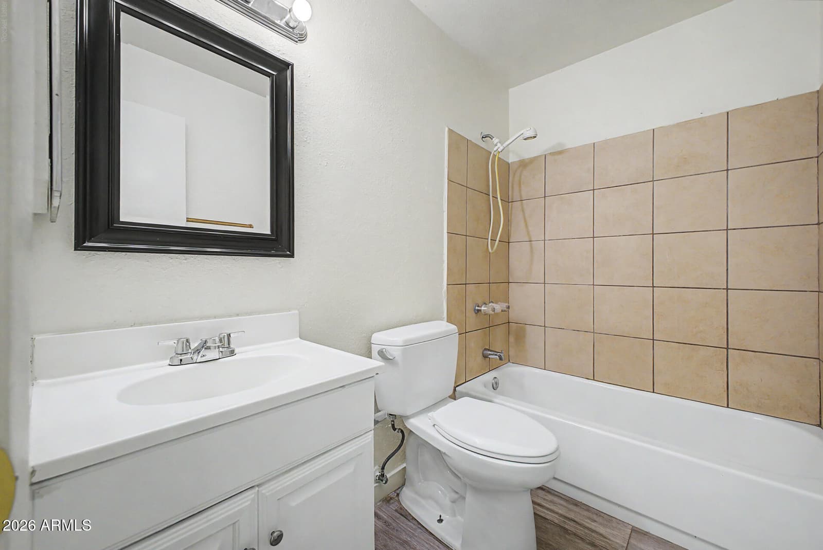 5536 W LA REATA Avenue, Phoenix, AZ 85035 — photo 21 of 28