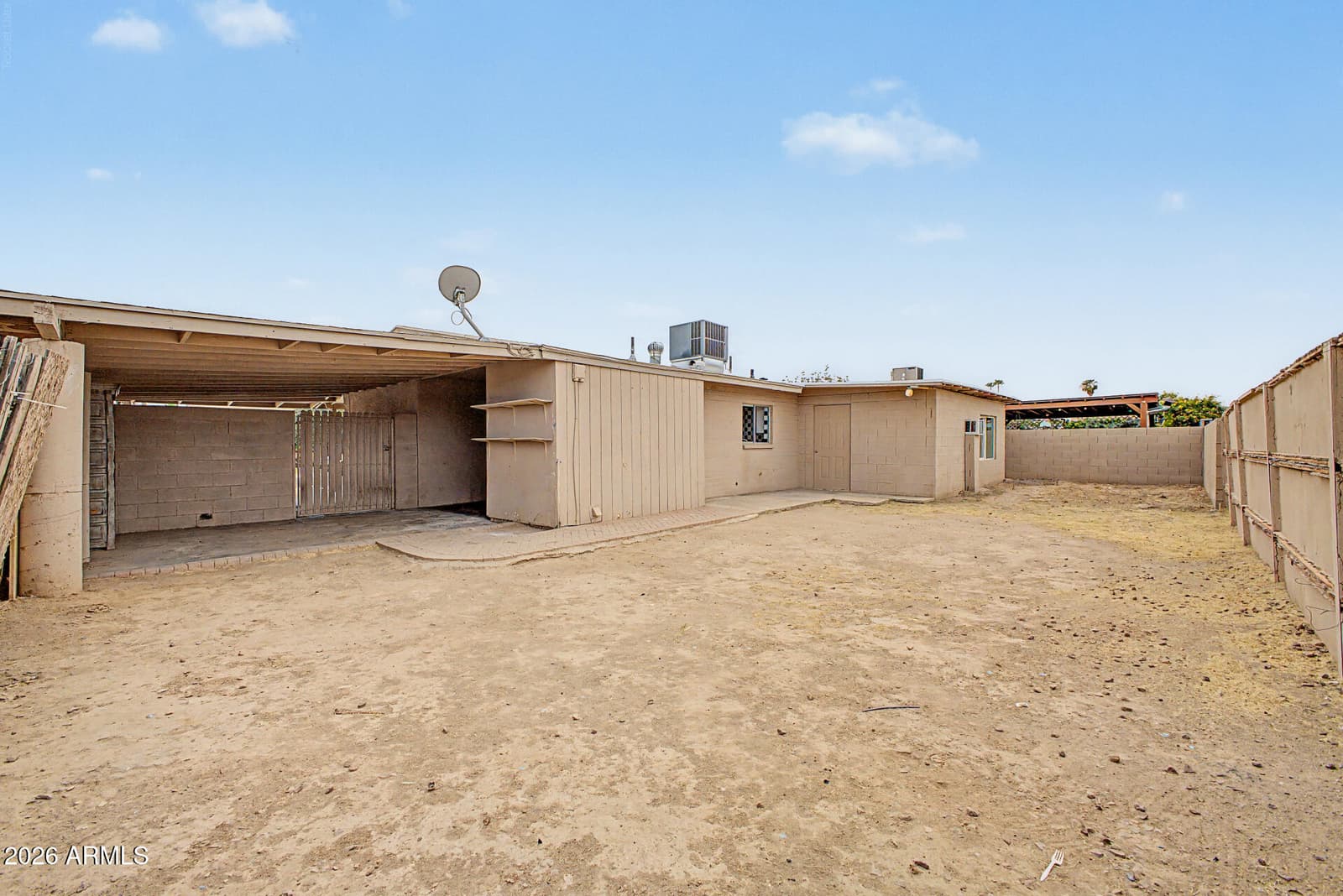 5536 W LA REATA Avenue, Phoenix, AZ 85035 — photo 26 of 28