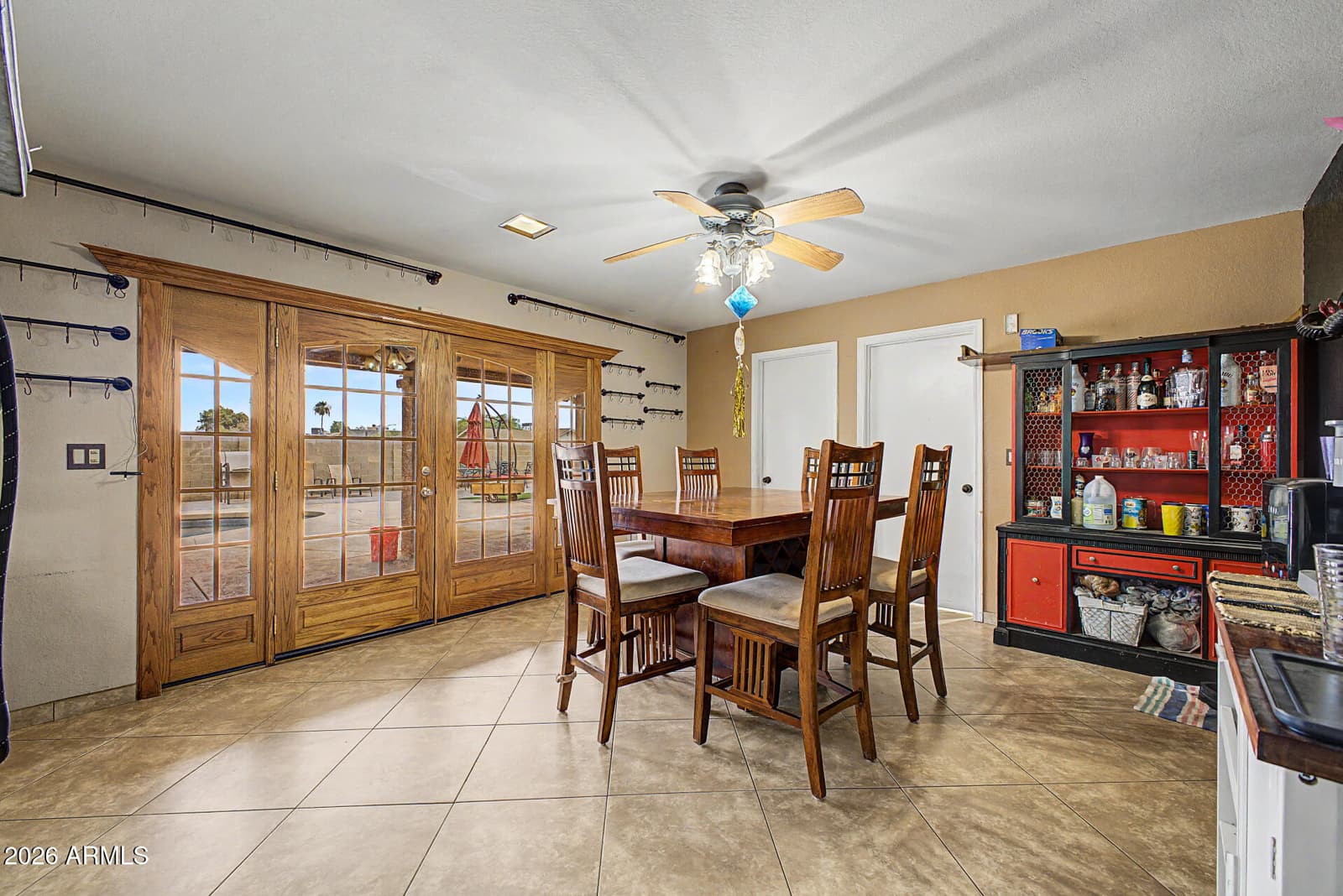 6207 W MAUI Lane, Glendale, AZ 85306 — photo 13 of 40