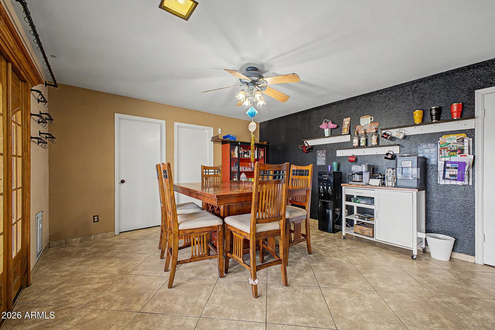 6207 W MAUI Lane, Glendale, AZ 85306 — photo 14 of 40