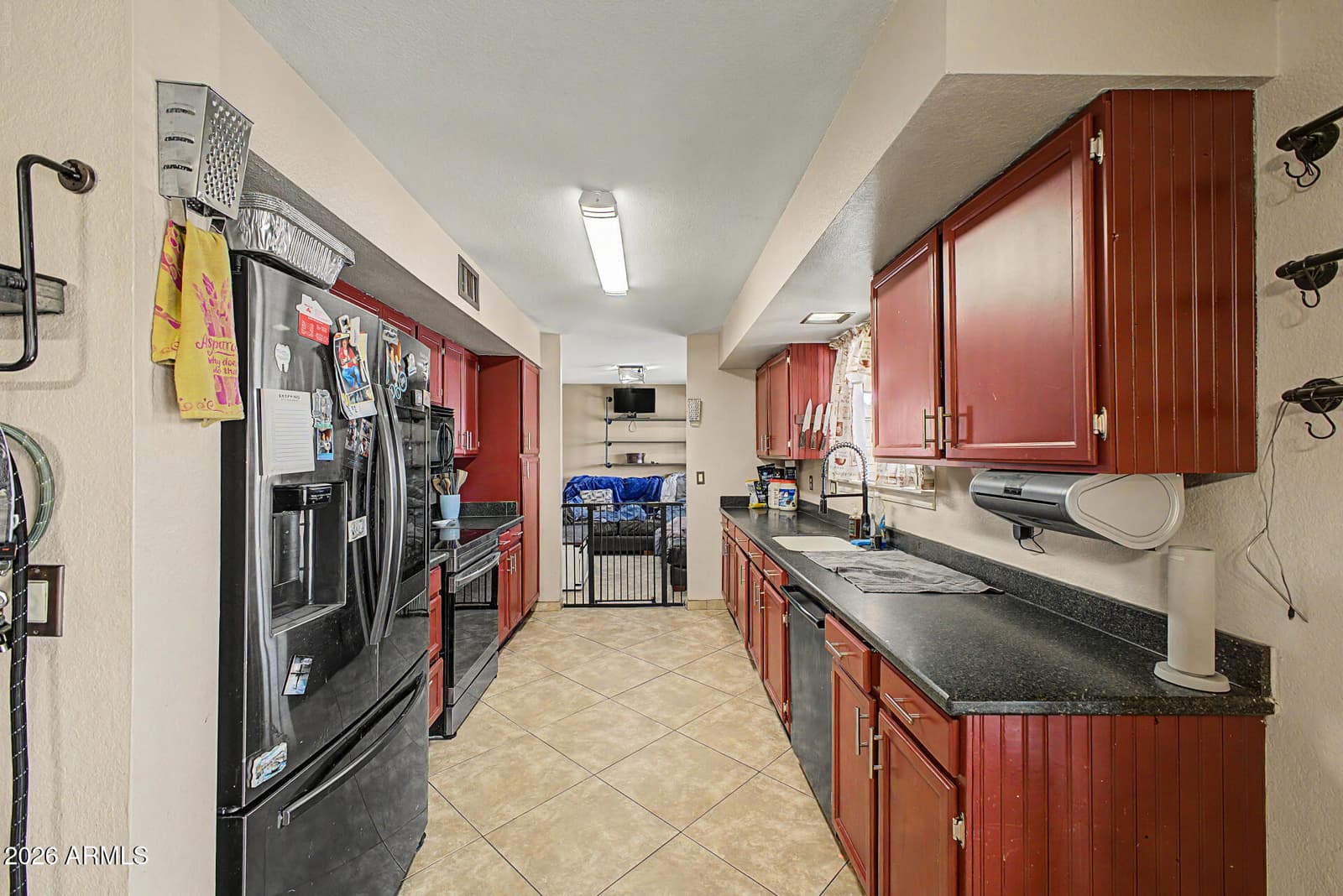 6207 W MAUI Lane, Glendale, AZ 85306 — photo 16 of 40